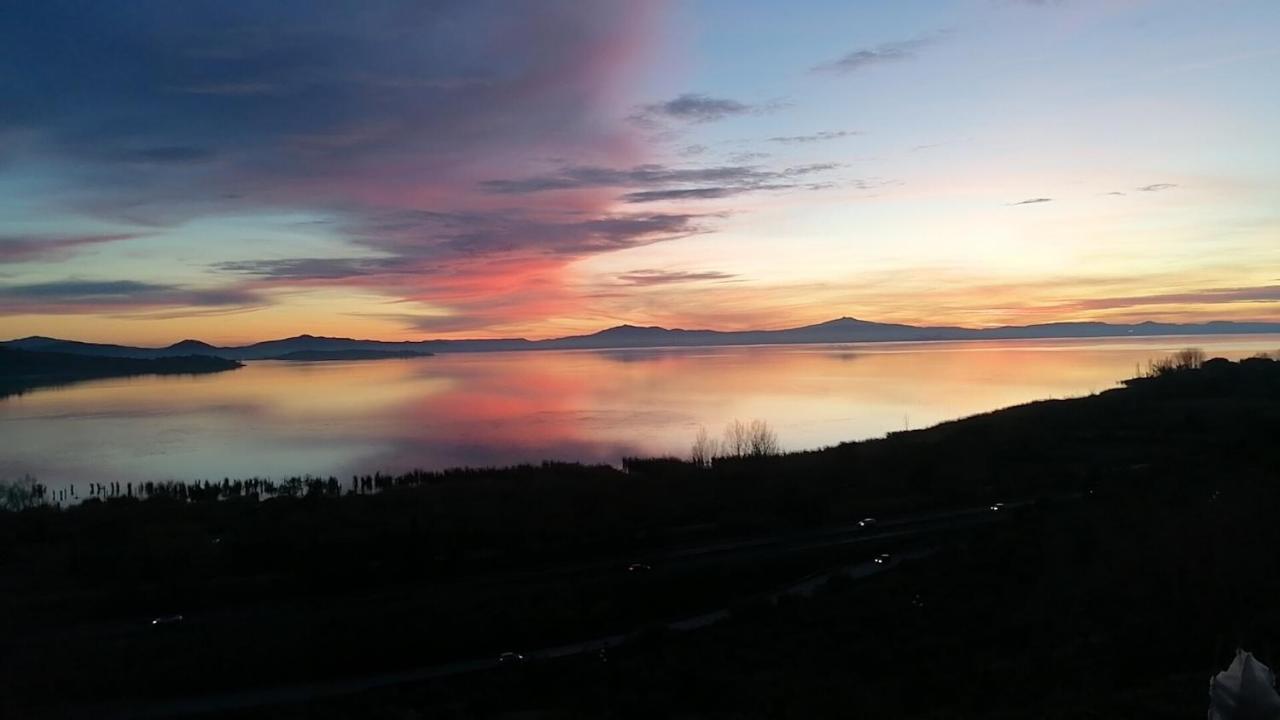 פסיניאנו סול טרסימנו B&B Torre Del Lago Trasimeno מראה חיצוני תמונה