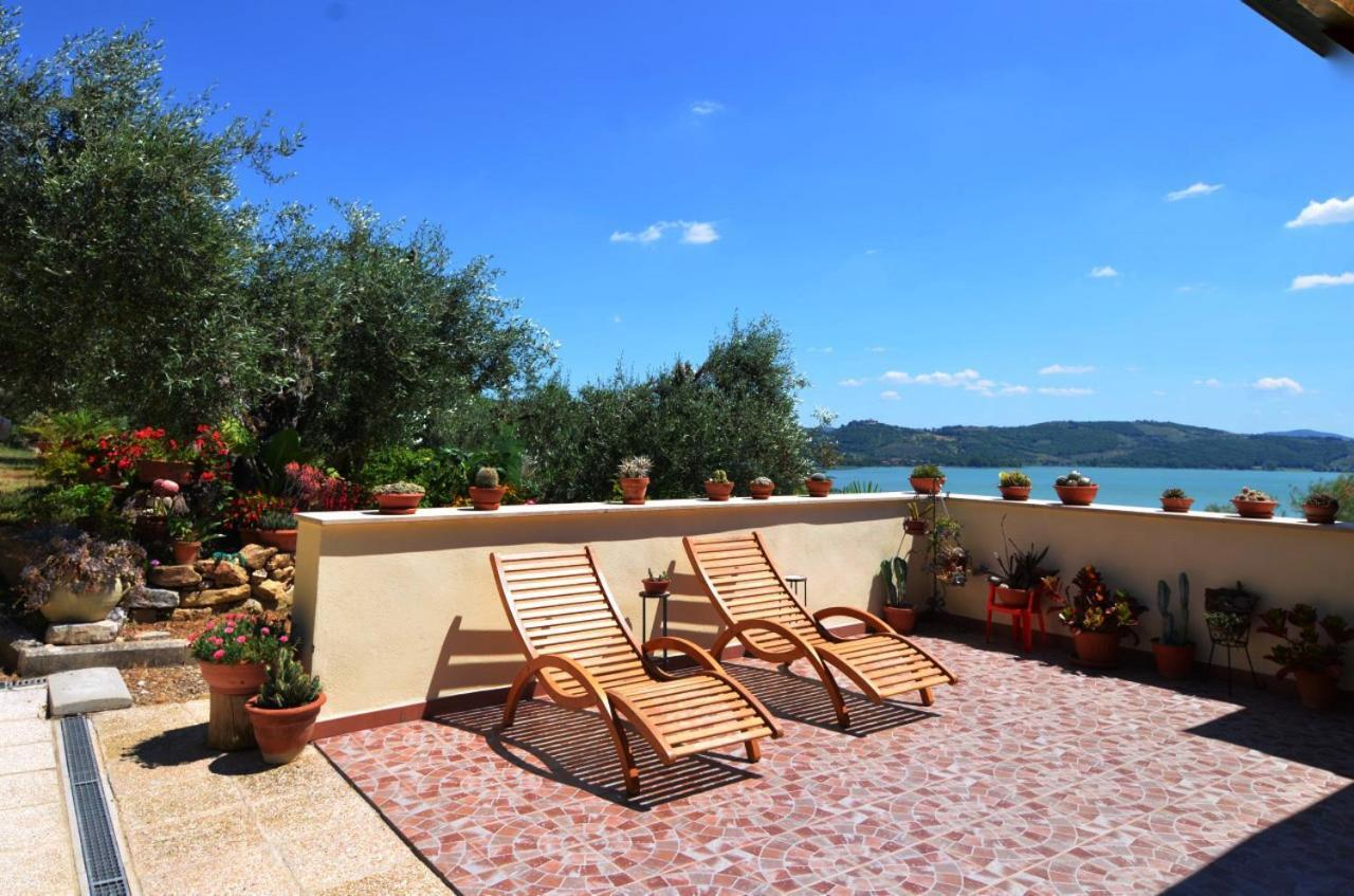 פסיניאנו סול טרסימנו B&B Torre Del Lago Trasimeno מראה חיצוני תמונה